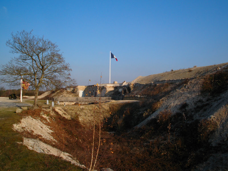http://lh3.ggpht.com/Davidlaurenge/SBLT73dZx1I/AAAAAAAAAwA/-0f1ymjRTaM/s800/DCFC0019.JPG"